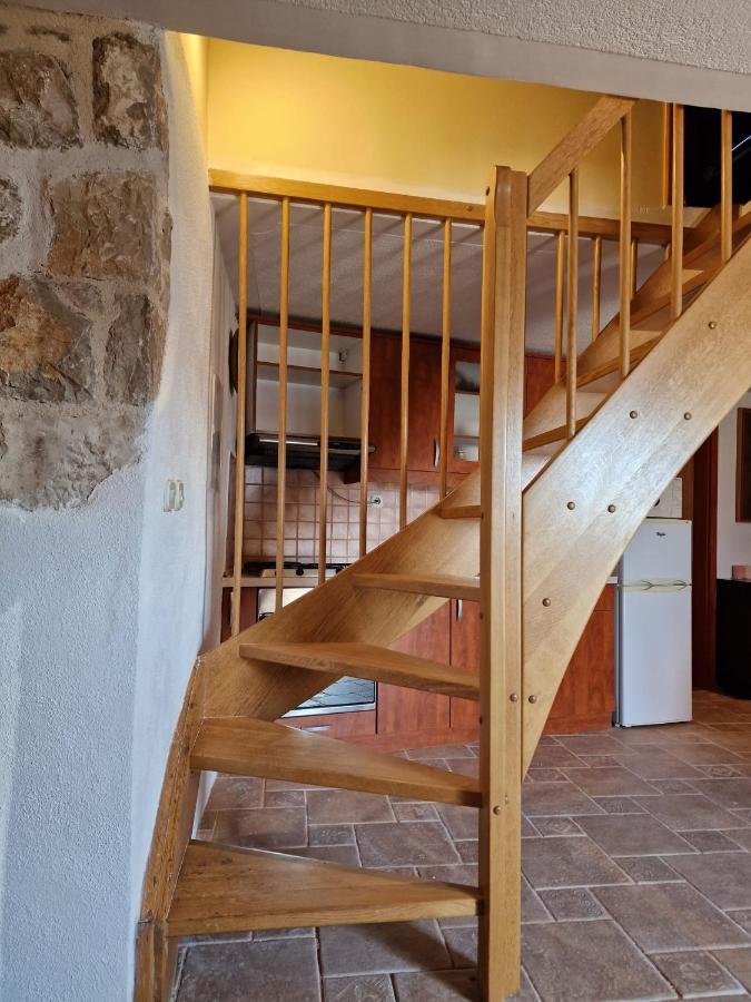 House Riva Lägenhet Pirovac Exteriör bild